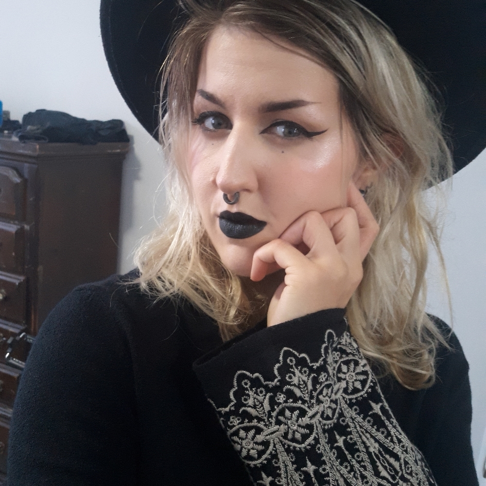Meet your Posher, Arianna